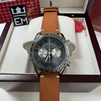 Omega Speedmaster Broad Arrow Black/Silver – 42 mm Cognac Leather Strap