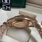 Rolex Day-Date 40 – Green Dial with Roman Numerals B